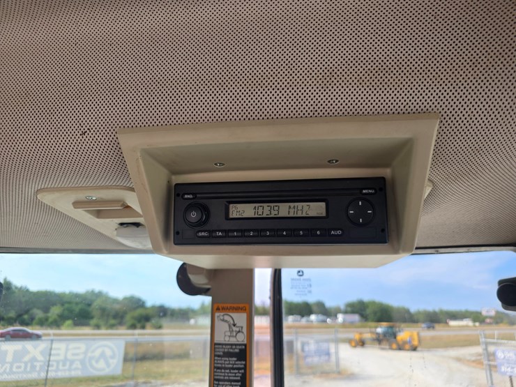 john-deere-6105m-image-50
