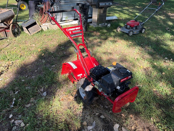 troy-bilt-18”-tiller-1-owner-image-1