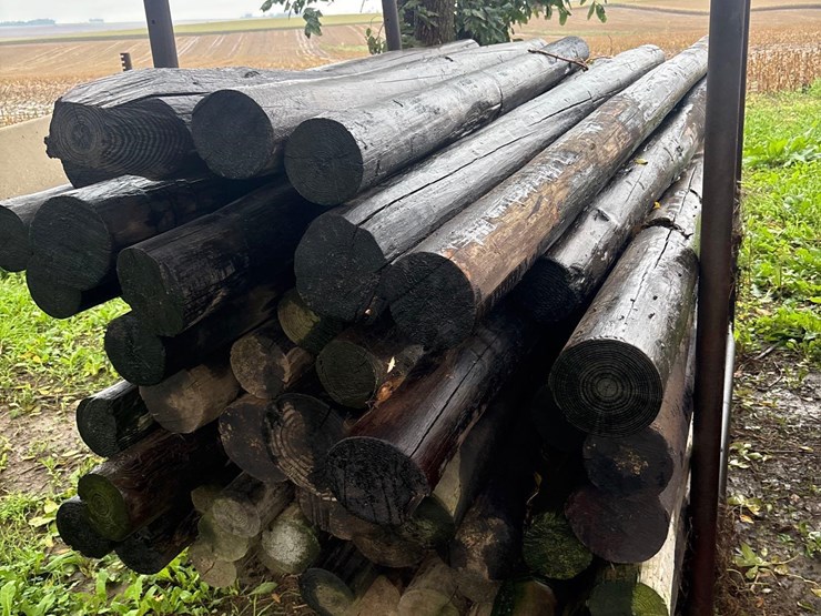wood-post-and-stand-image-2