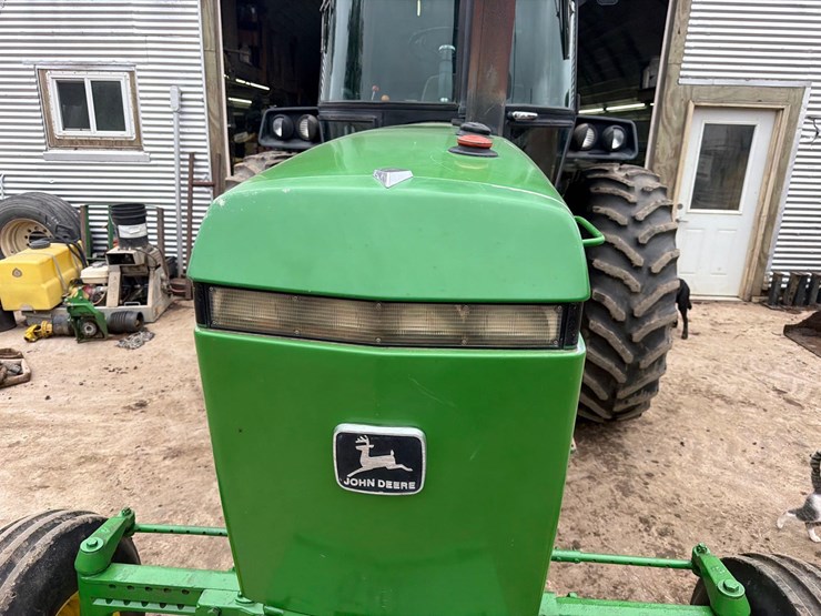 1983-john-deere-4450-image-11