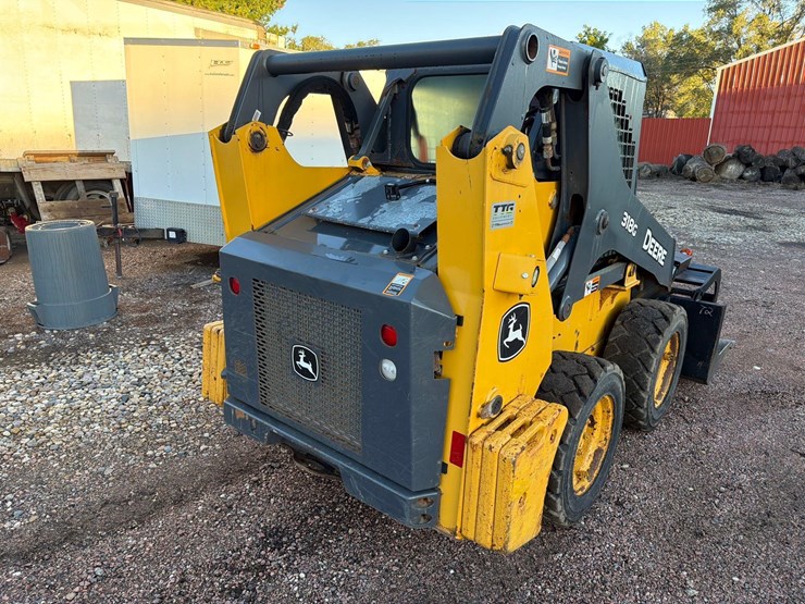 deere-318g-image-15