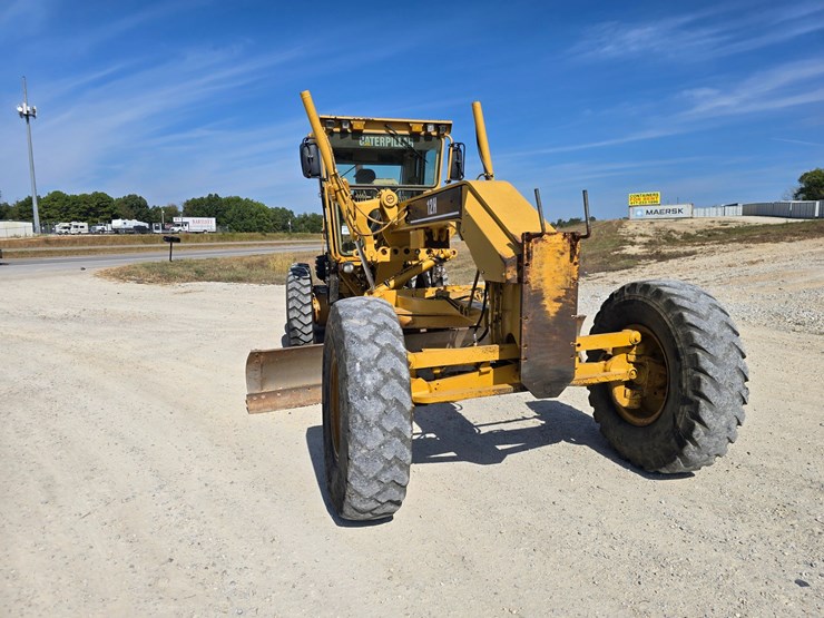 2005-caterpillar-12h-image-18