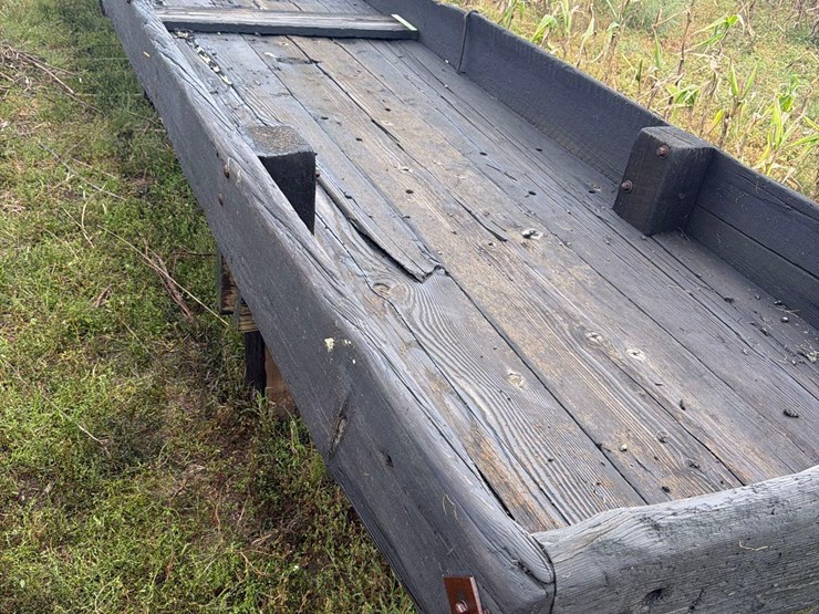 doon-saw-mill-4ft-x-20ft-wood-feed-bunk-image-8