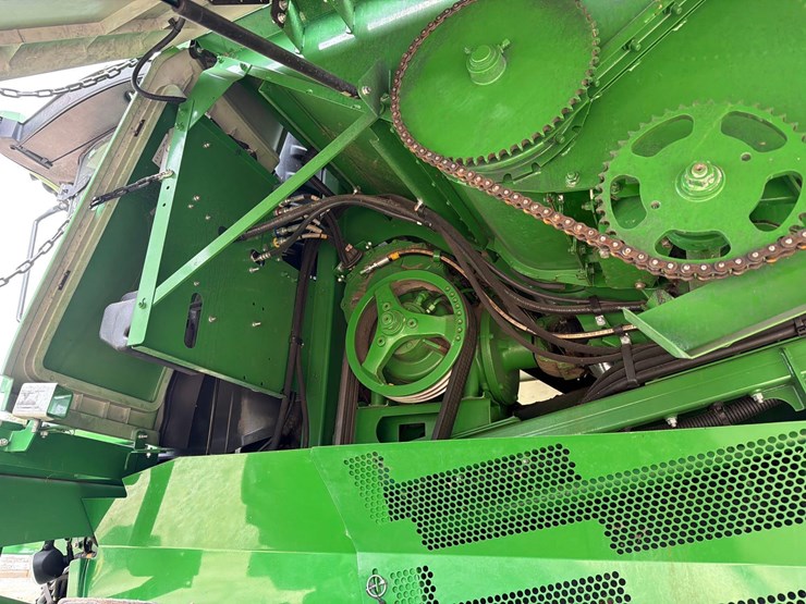 2018-john-deere-s770-image-56