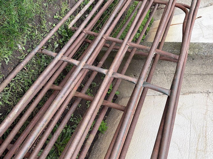 4-gates-image-7