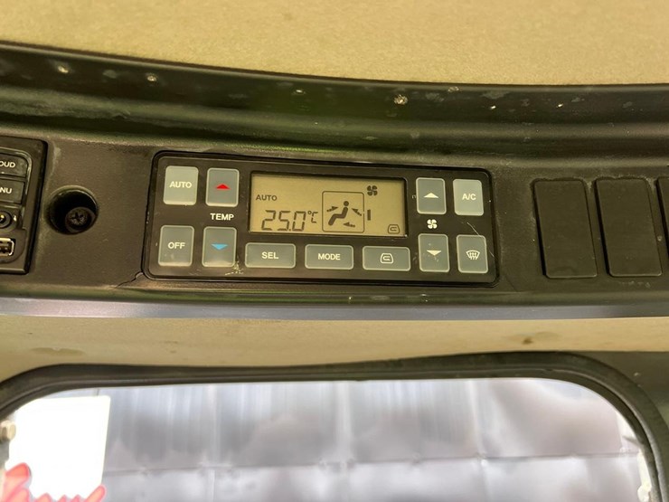 doosan-dl250-image-28