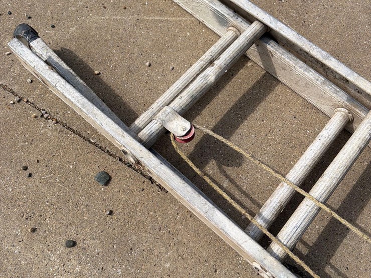 30ft-extension-ladder-image-3