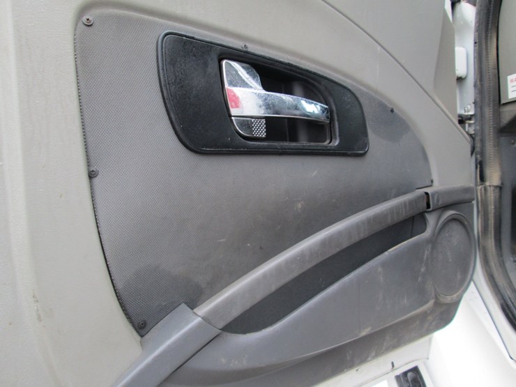 2011-international-prostar-image-28