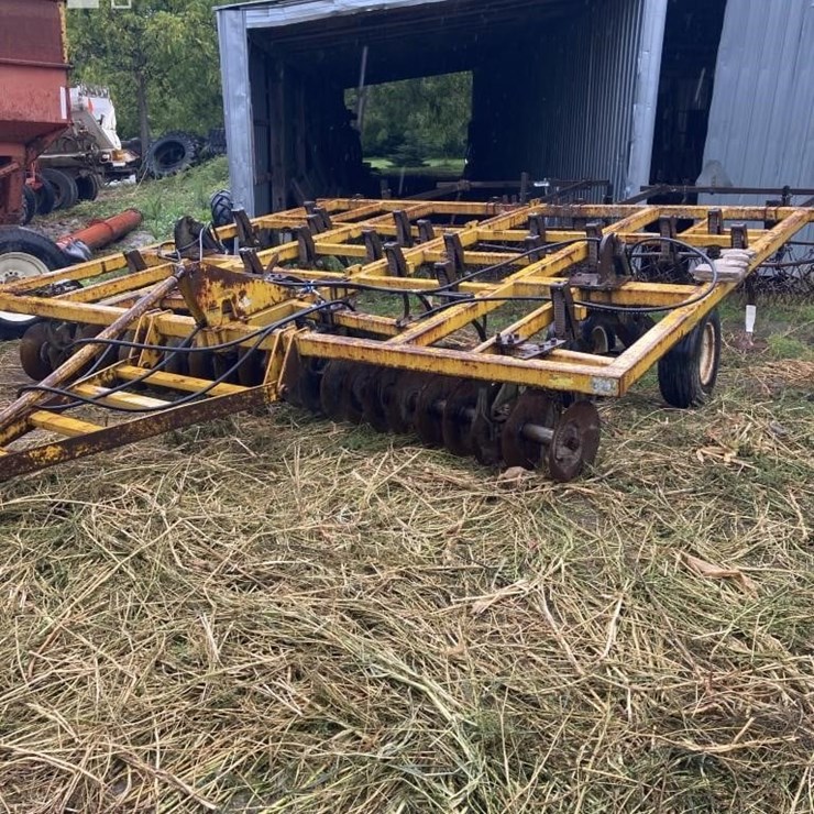 LANDOLL 15' TILL-ALL 8109