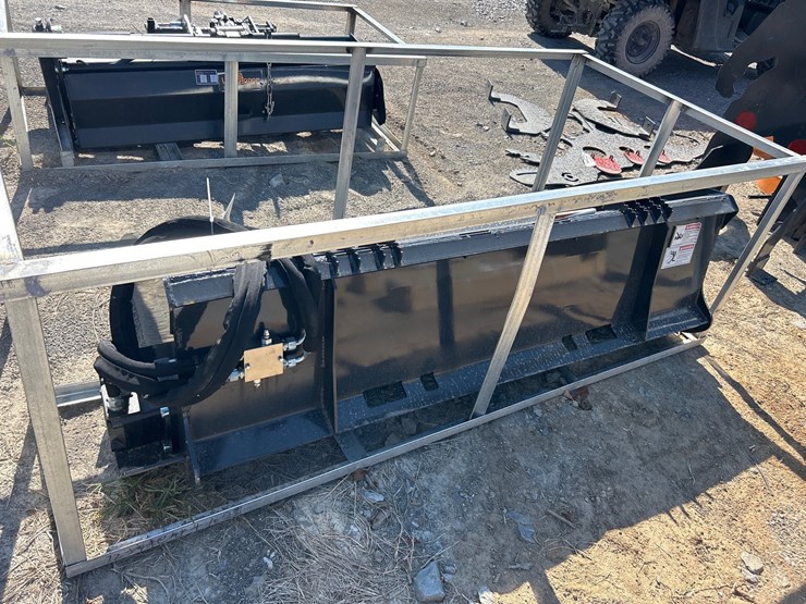 #43-•-72”-skid-steer-combo-rake-bucket-image-3