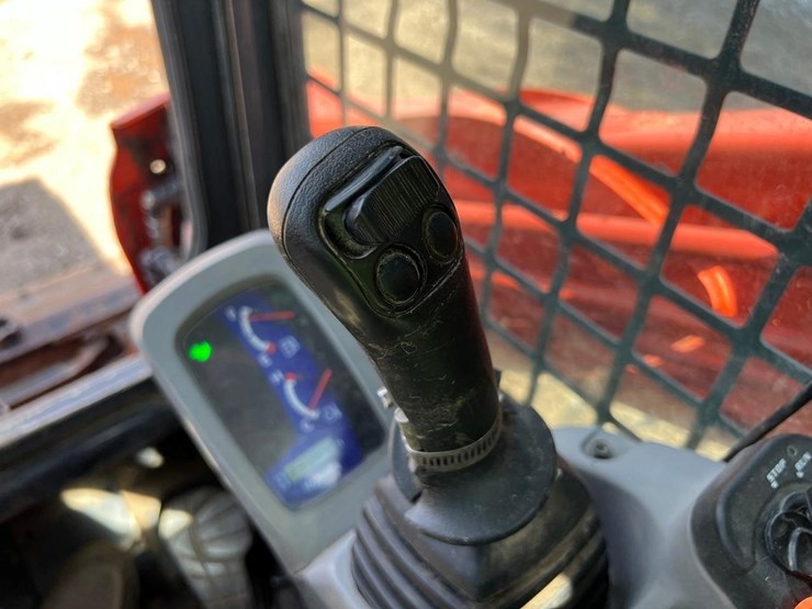 kubota-svl90-2-image-20