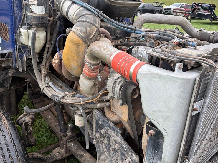 2007-peterbilt-386-image-60