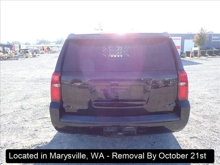 2016-chevrolet-tahoe-image-24