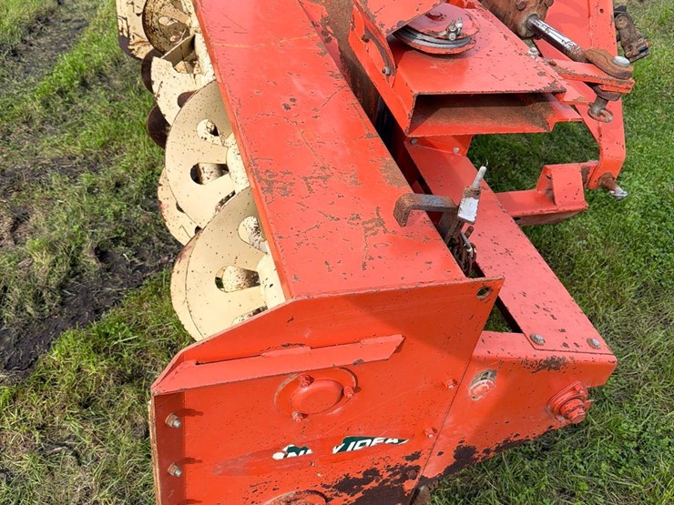 new-idea-517-snowblower-image-18