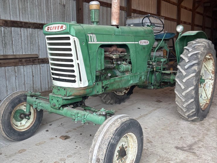 oliver-770-image-2