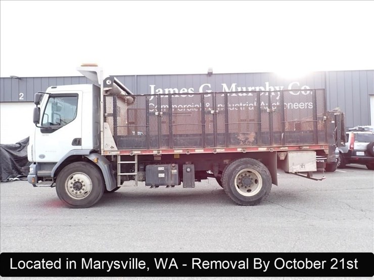 2013-peterbilt-220-image-12