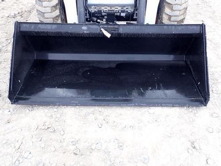 wildcat-74"-skid-steer-gp-bucket-image-2