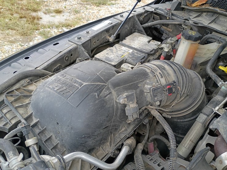 2016-dodge-2500-image-24