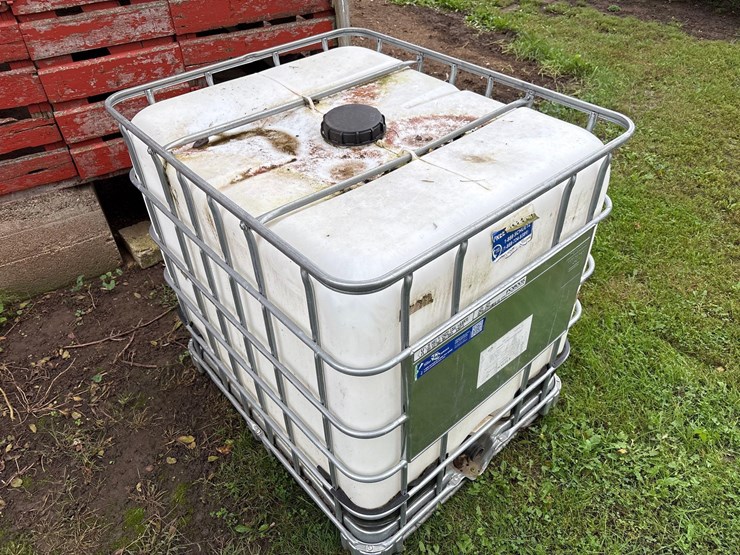 275-gallon-bulk-container-image-3