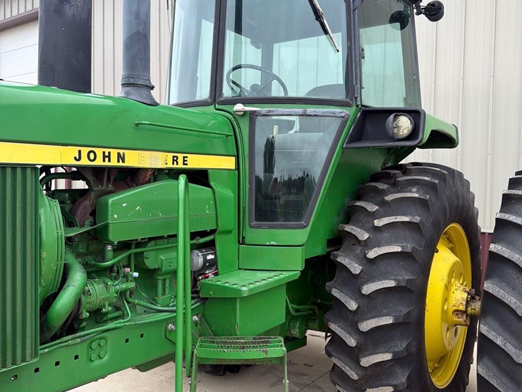 1976-john-deere-4630-image-22