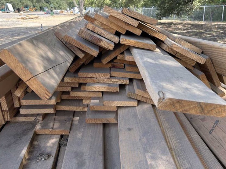 #52-•-lumber---6"-x-1"-bundle-up-to-14'-image-2