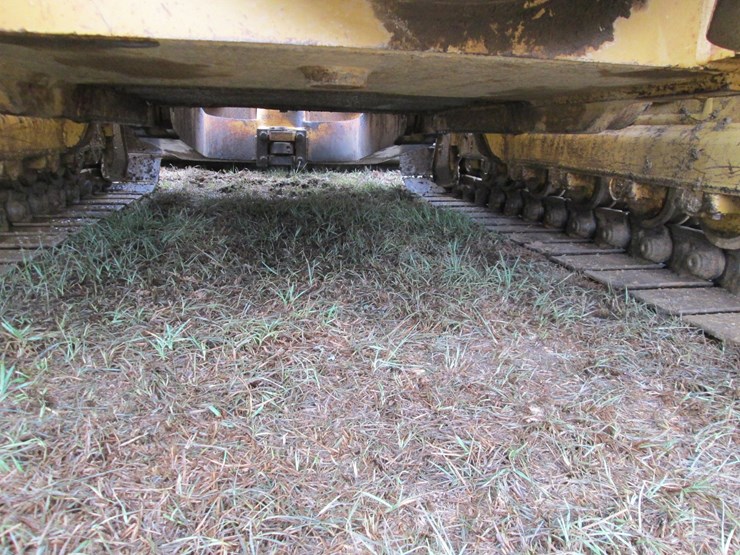 caterpillar-d5m-lgp-image-9