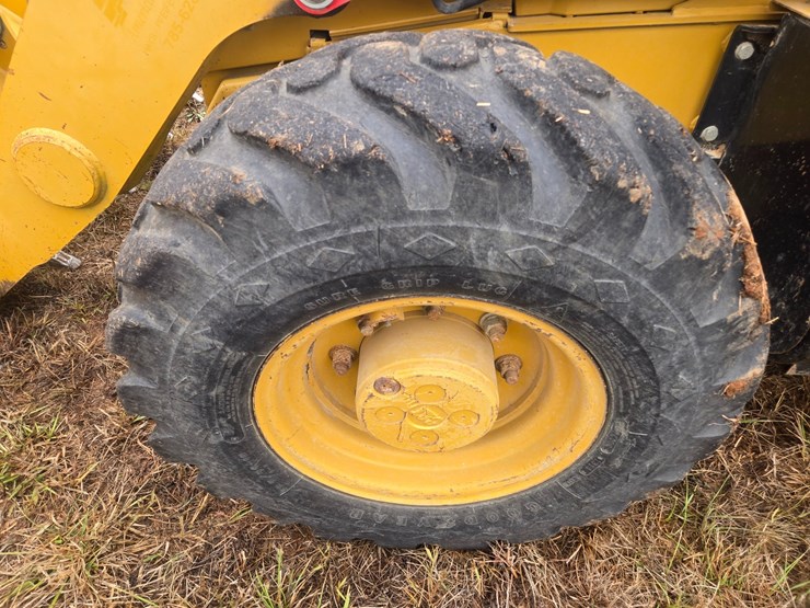 caterpillar-420f-image-88