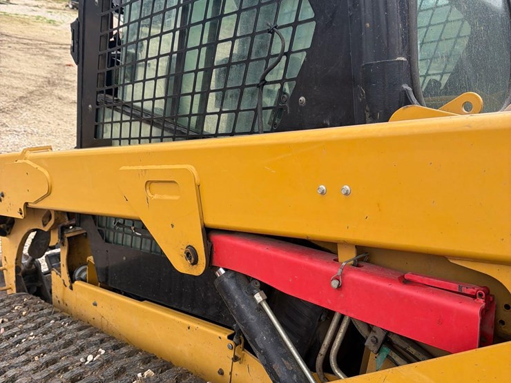 2015-caterpillar-289d-image-33