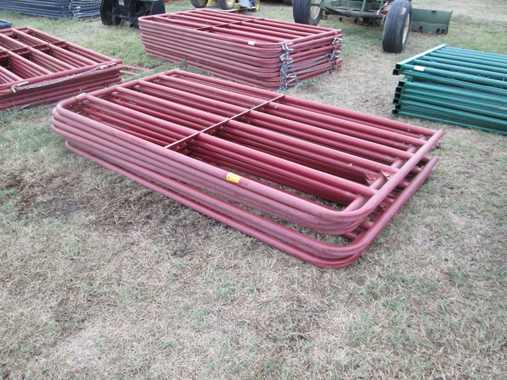 #46054-•-lot-of-(7)-8'-gates-inv#46054-image-1