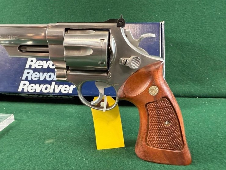 smith-&-wesson-mdl.629-1-44mag-revolver-image-14