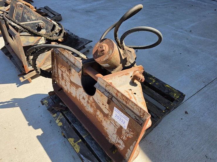 #25332-•-bobcat-breaker-skid-steer-attachment-image-3