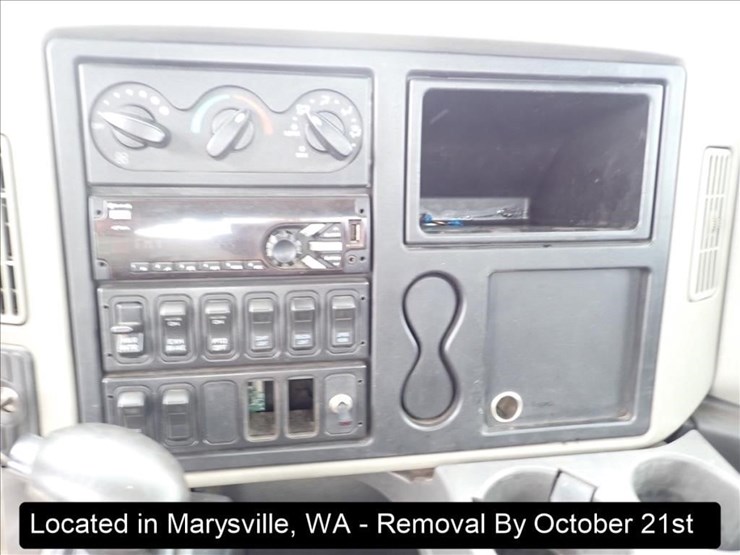 2015-international-4300-image-25
