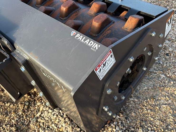 paladin-86”-wide-skidloader-packer-image-5