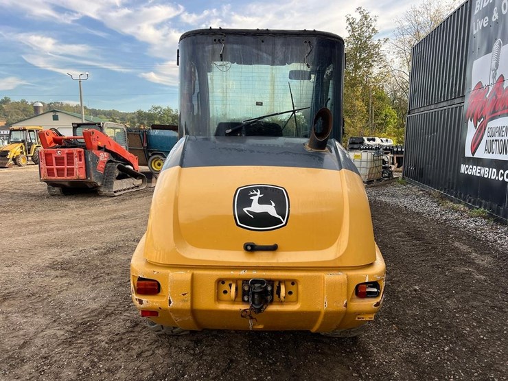 deere-204l-image-5