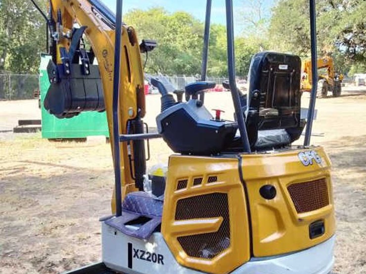#25-•-cfg-mini-excavator---qk20r-image-3