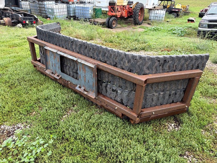 10ft-5”-skidloader-quick-tach-tire-scraper-image-2