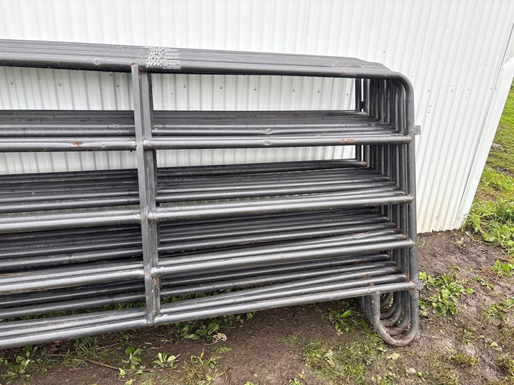 10--grey-9ft-6in-gates-image-3