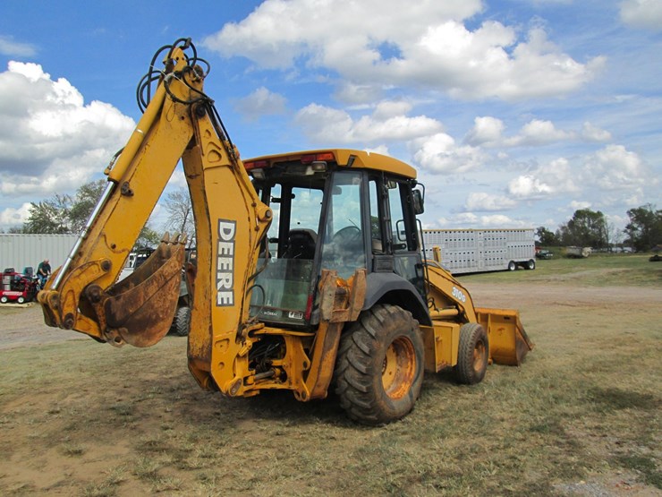 deere-310g-image-3