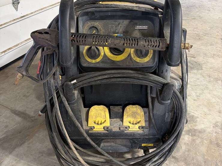 karcher-hot-water-pressure-washer-image-5