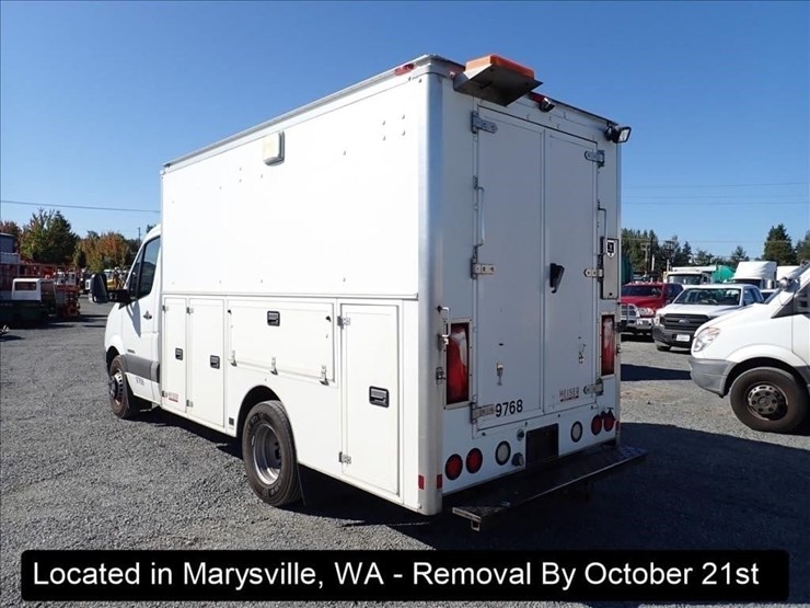 2009-dodge-3500-image-16