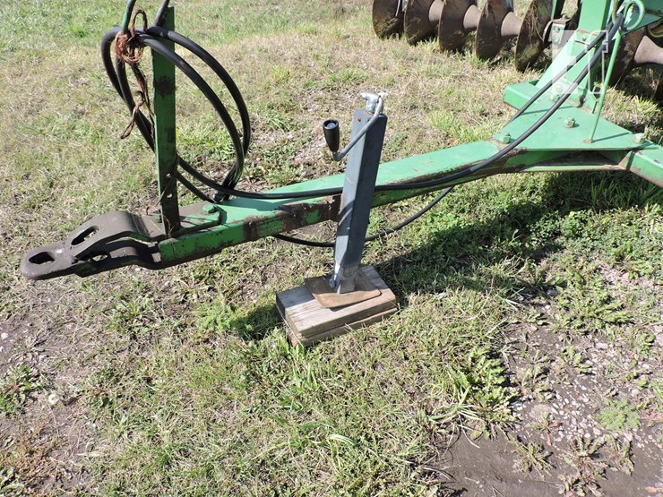 john-deere-16-image-5