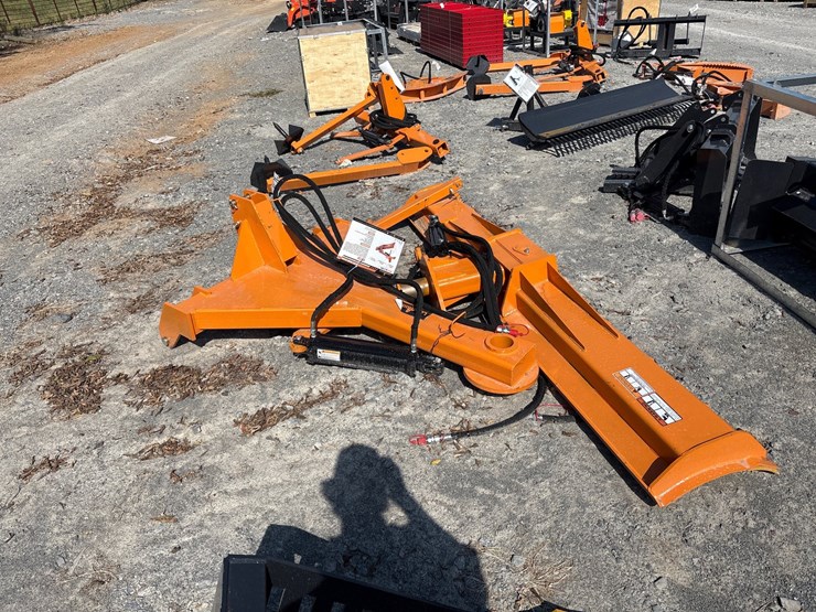 #101-•-9’-3-pt-hydraulic-grader-blade-image-3