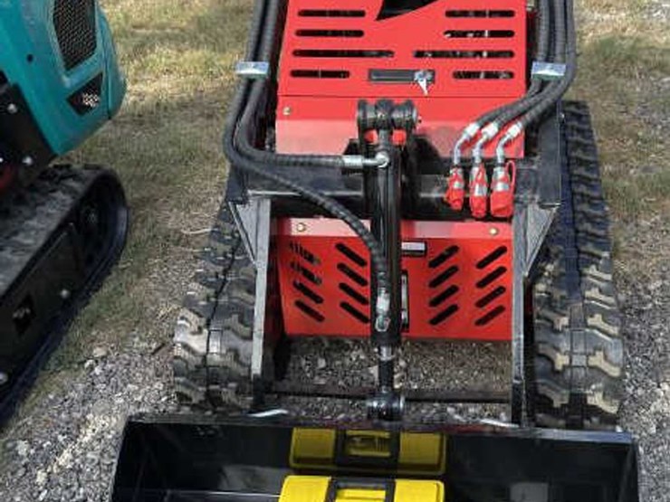 #99-•-mini-skid-steer-tracked-loader---ssl60---gas-image-2
