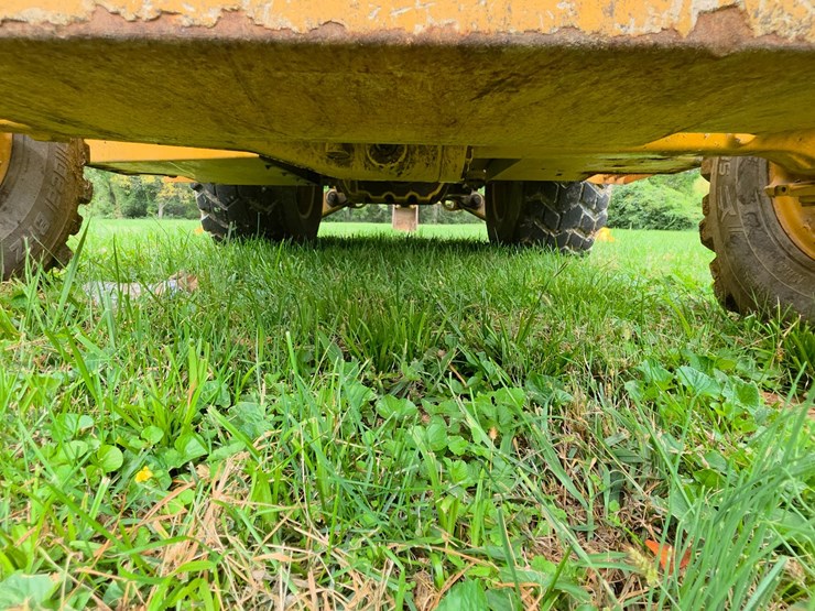2016-deere-410l-image-184