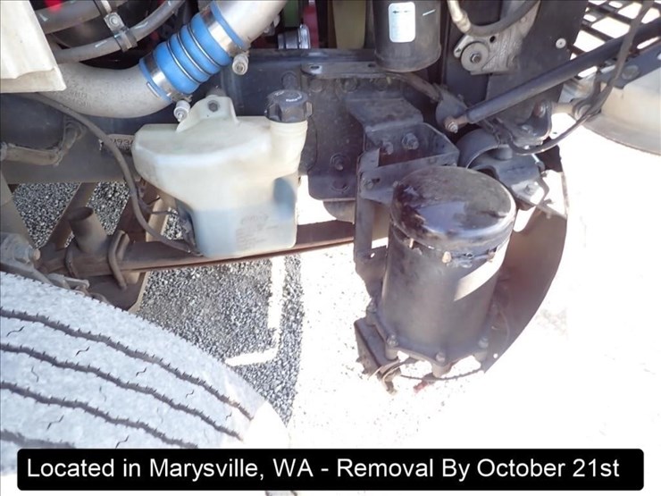 2019-freightliner-m2-image-13