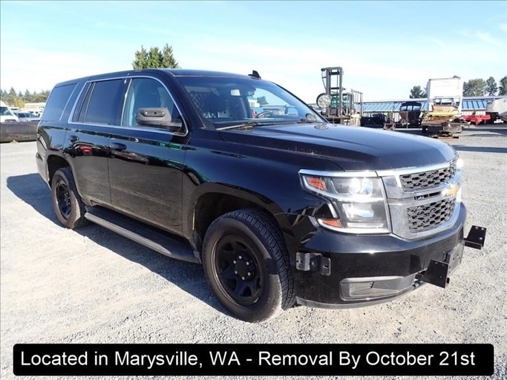 2016-chevrolet-tahoe-image-17