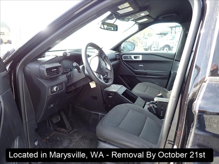 2021-ford-explorer-image-5