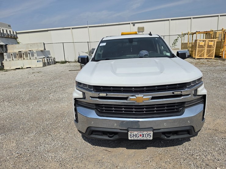 #25311-•-2019-chevrolet-silverado-pickup-truck-image-25