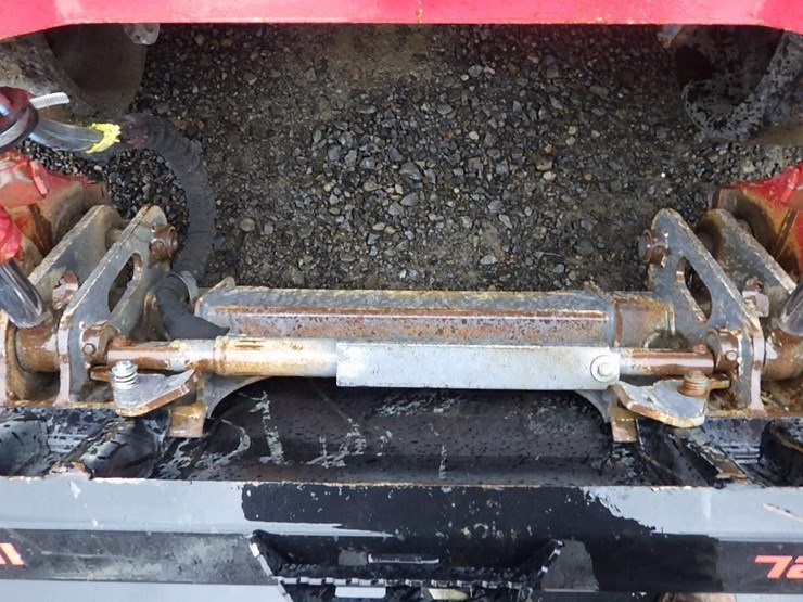 takeuchi-tl12r2-image-10