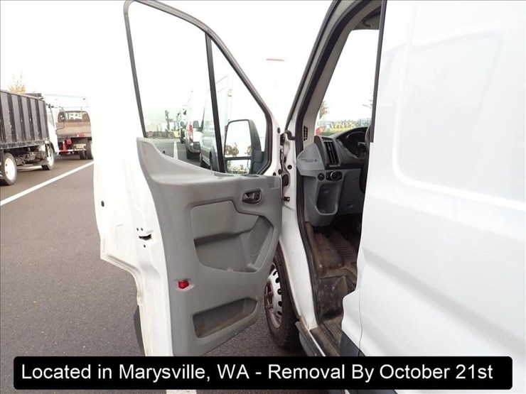 2016-ford-transit-image-24